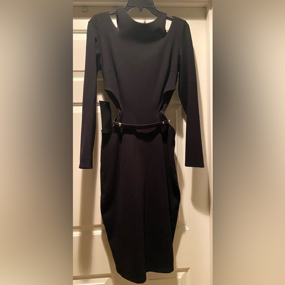 Bebe Ocelot LS Cutouts Dress. - Picture 2 of 9